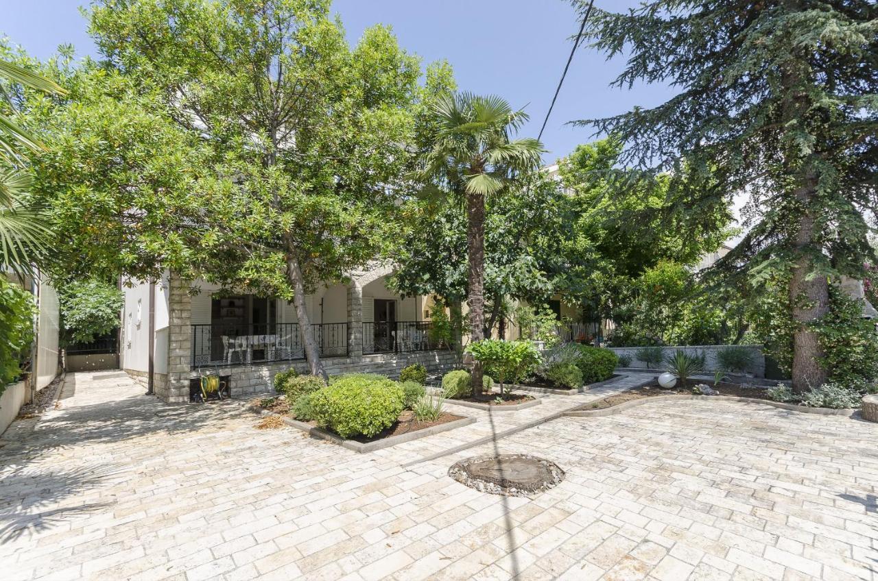 Apartments Karolina Водице Экстерьер фото